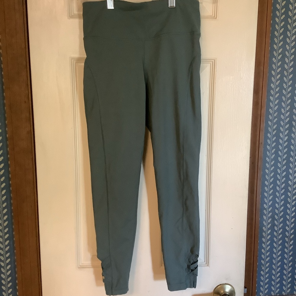 Mono B Leggings Green Size Small
